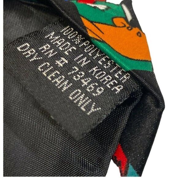 VINTAGE Looney Tunes Christmas Tie Necktie Daffy Bugs Sylvester Tweety 90s Santa - Picture 6 of 9